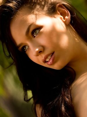 Madi Meadows gets naked on the grass pics ~ hot-pussy.cc