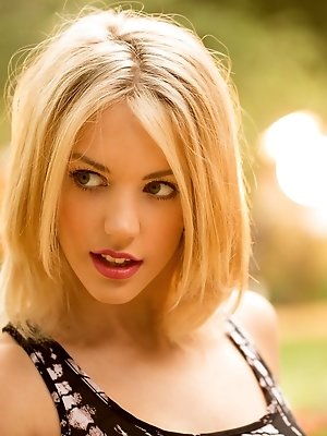 Blake Bartelli is a sexual goddess pics ~ hot-pussy.cc